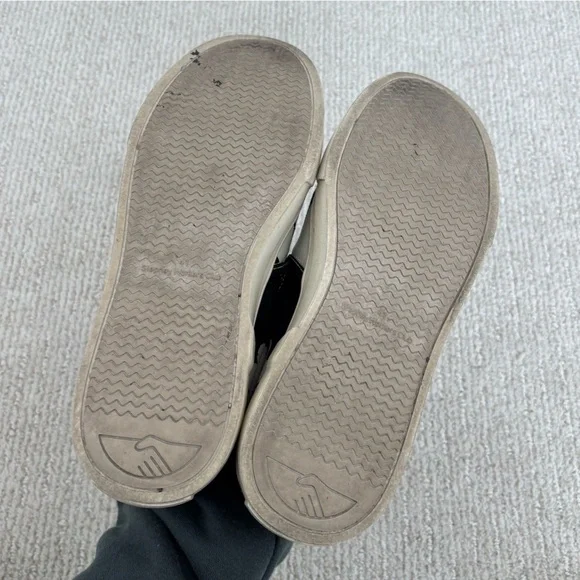 Stepney Workers Club Men Lister Cup Shroomhands Black White - Picture 9 of 9